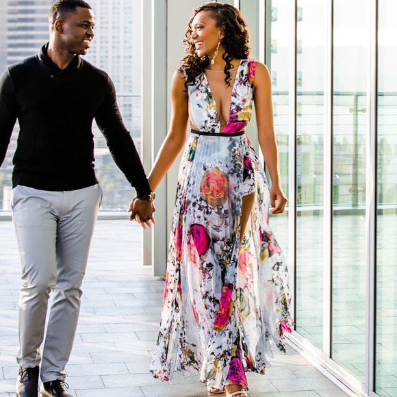 Bebe Split-Front Dress - 6 - Picture 11 of 13